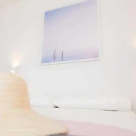Velarde02 01 Apartment *